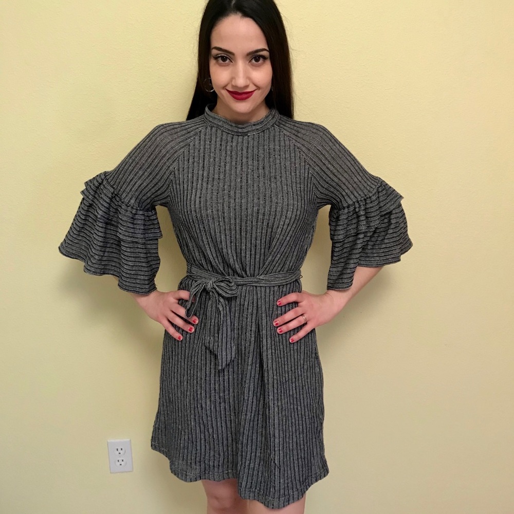 Beautiful dress Pink Blush blue with ruffles